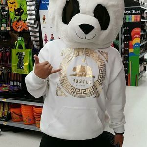 Meet your Posher, Christian